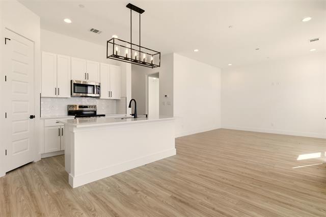 Building Photo - 8902 Lowell St