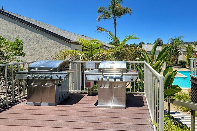 Building Photo - 1 Bedroom, 1 Bathroom Condo in the Villa La Jolla Community