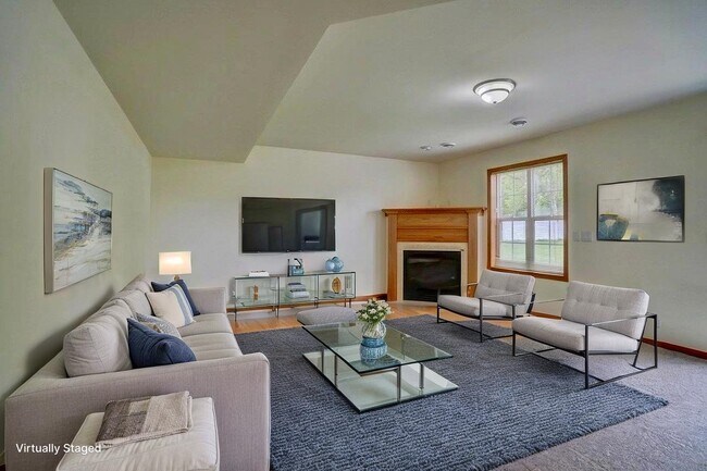 Building Photo - 1002 Severson Dr