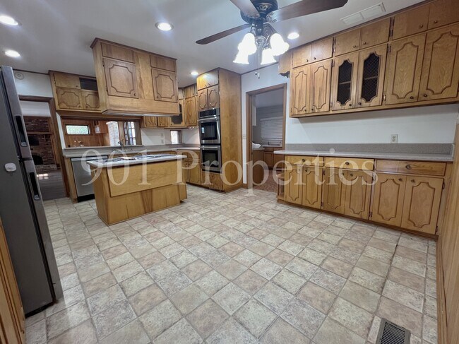 Building Photo - 4958 Forest Hill Irene Rd