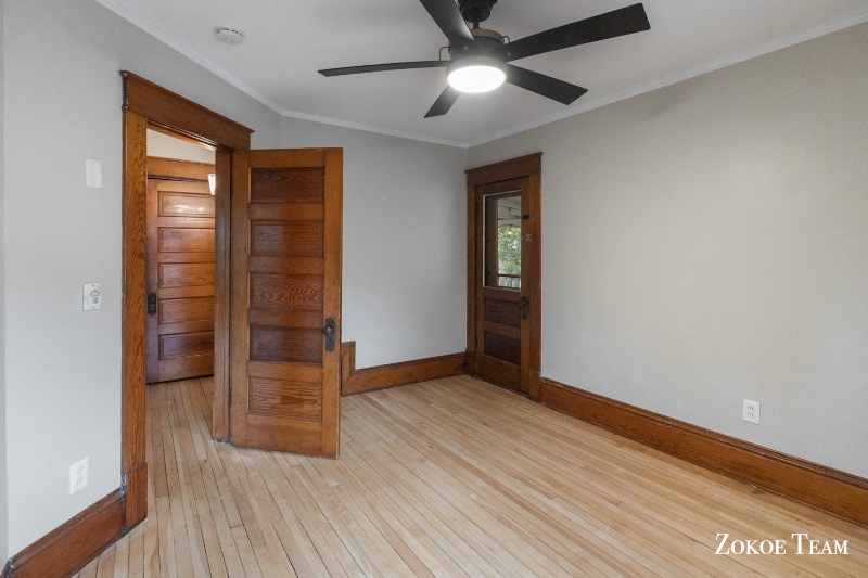 Building Photo - 240 Calkins Ave SE