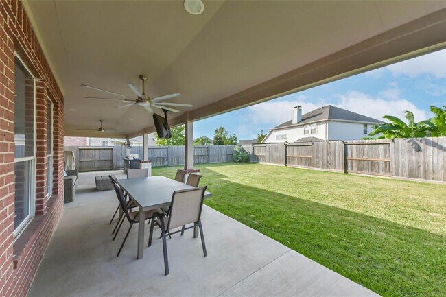 Building Photo - 2812 Chinaberry Park Ln
