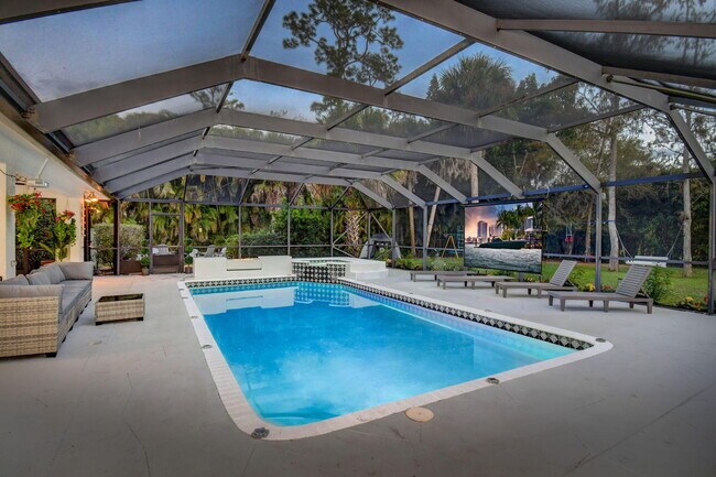 Building Photo - 13302 Doubletree Cir