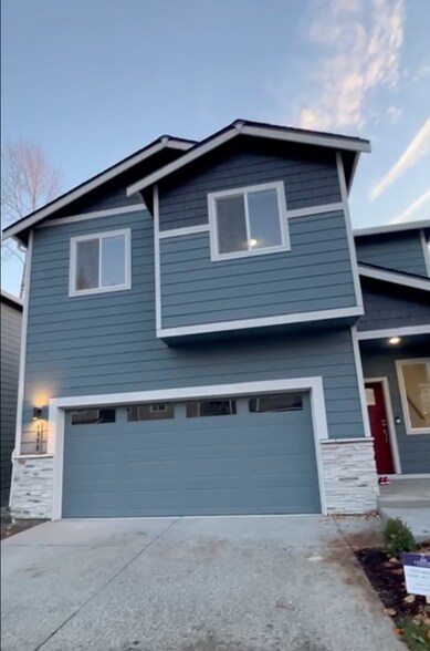 Building Photo - 8508 52nd Pl NE