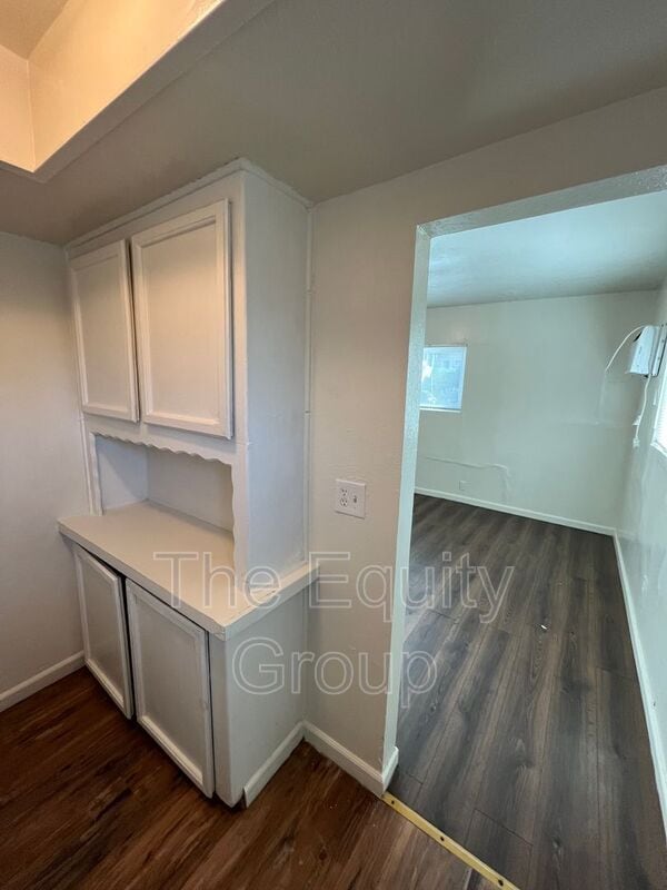 Building Photo - 266 W Belleview Ave