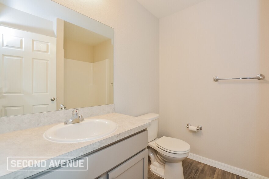 Building Photo - 5268 NW 57th Ave