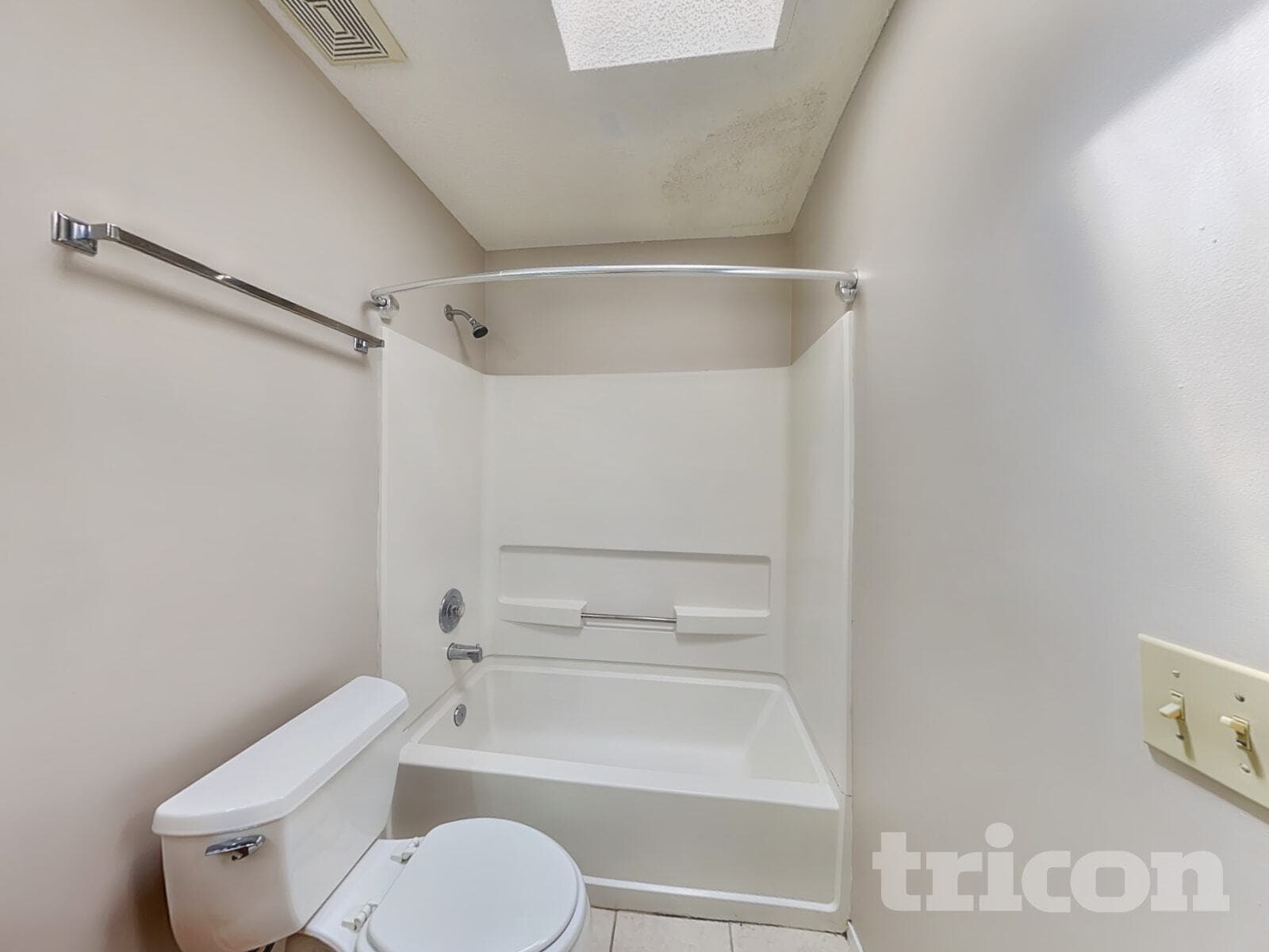 Building Photo - 8384 Argyle Corners Dr