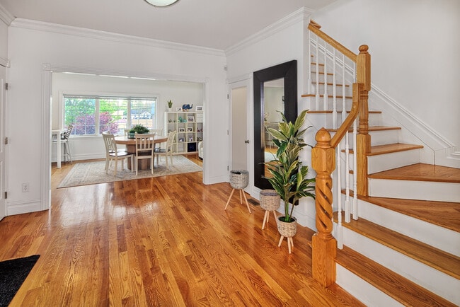 Building Photo - 288 County Rd