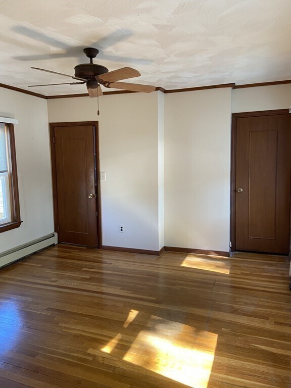 Building Photo - 127 Pond St