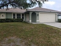 Building Photo - 914 Santa Barbara Blvd