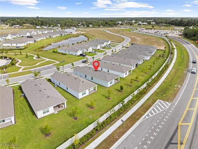 Building Photo - 1150 Brooklands Dr