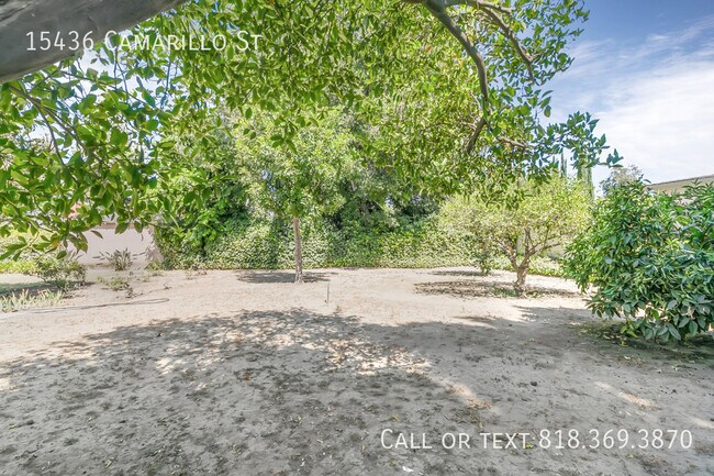 Building Photo - 15436 Camarillo St