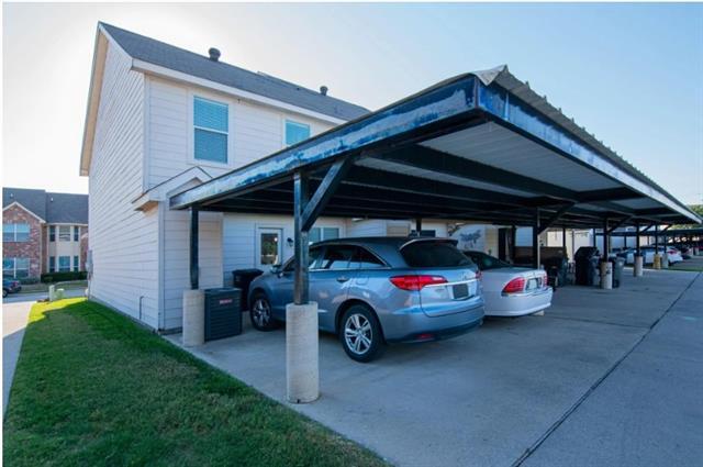 Building Photo - 5705 Giddyup Ln