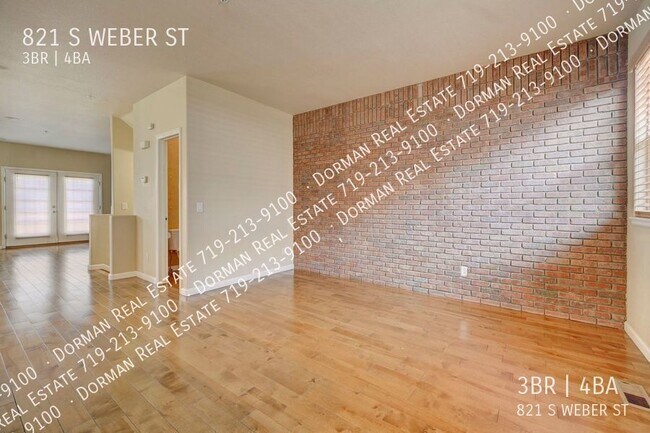 Building Photo - 821 S Weber St