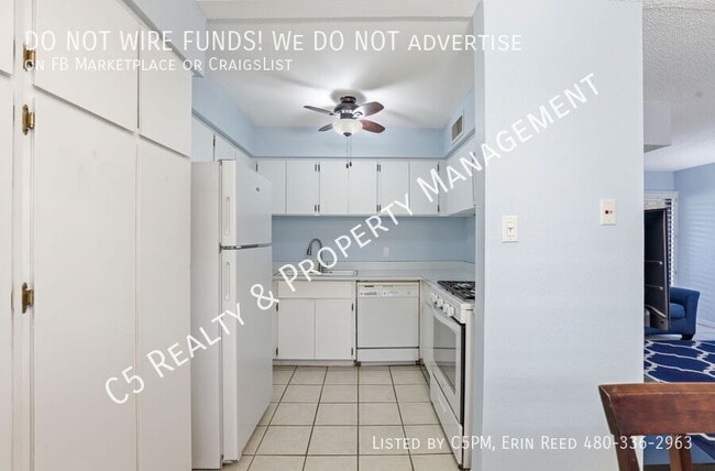 Building Photo - 4950 N Miller Rd