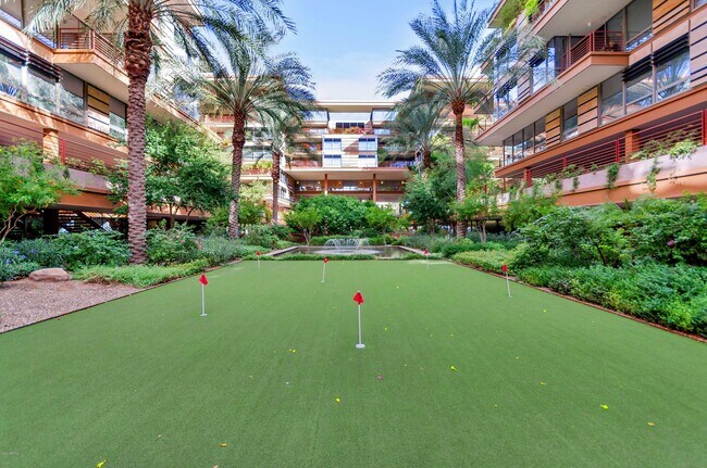 Building Photo - 7161 E Rancho Vista Dr