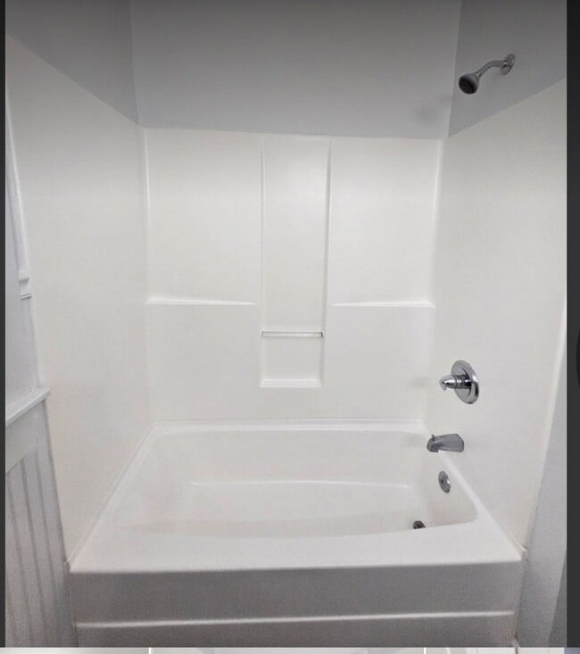 Building Photo - 1508 Branch St NW