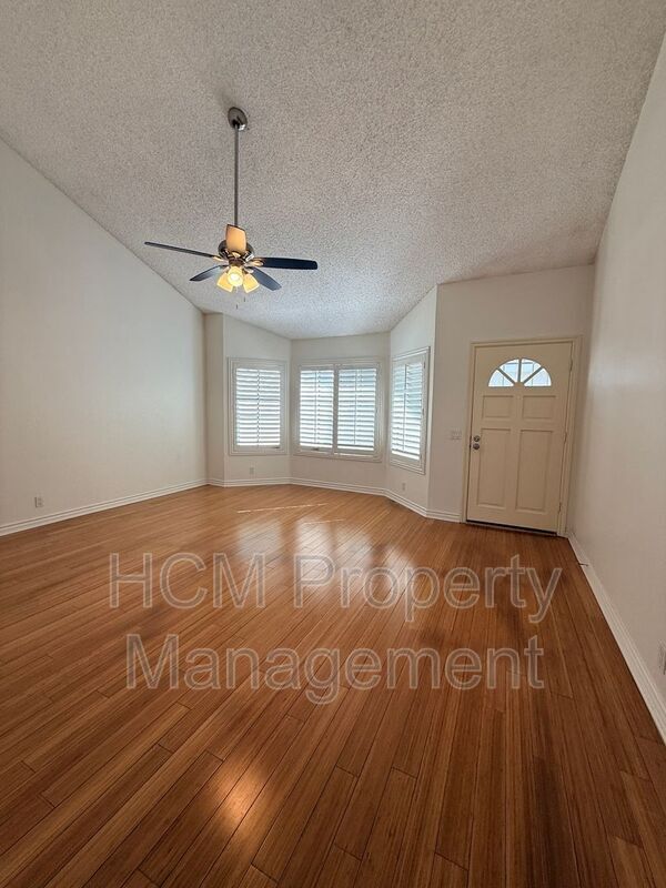 Building Photo - 203 N Magnolia Ave