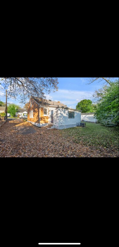 Building Photo - 1104 Liggett St