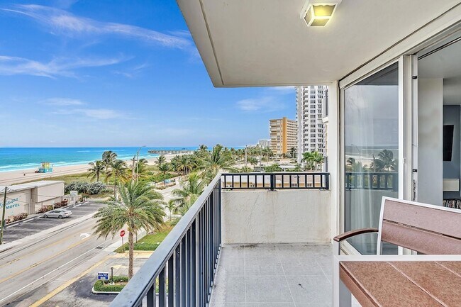 Building Photo - 525 N Ocean Blvd