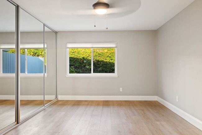 Building Photo - Stunning Ocean View Home in 55+ Colony Cove Community