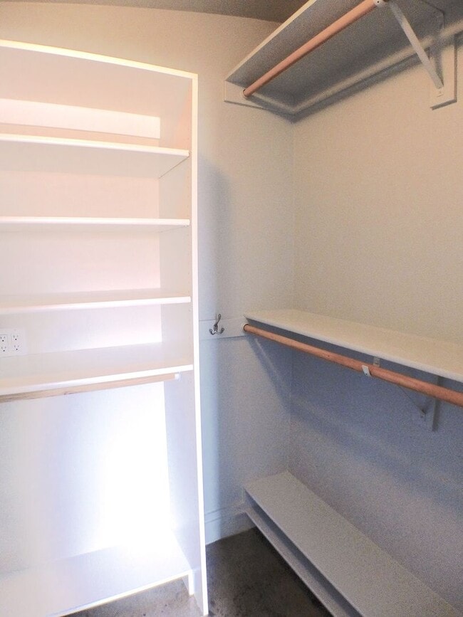 Building Photo - One Bedroom, One and a Half Bath Home in S...