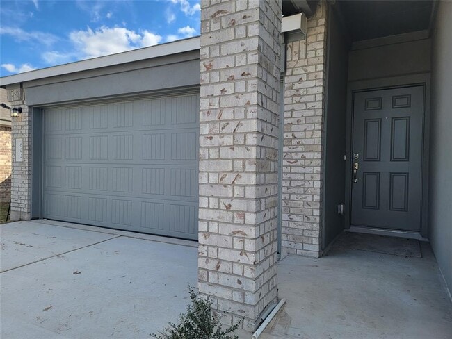 Building Photo - 602 Arnage Dr