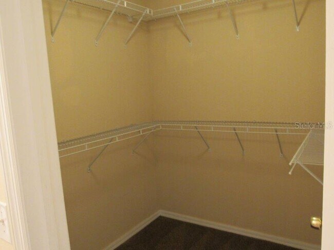 Building Photo - 926 Cork Oak Ln