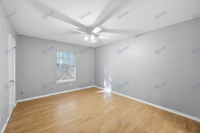 Building Photo - 431 Weaver St