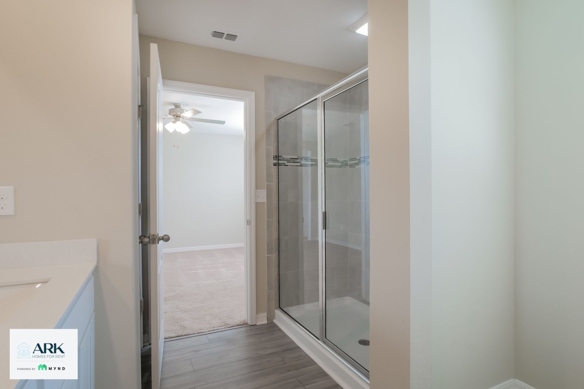 Building Photo - 353 Fellbrook Dr