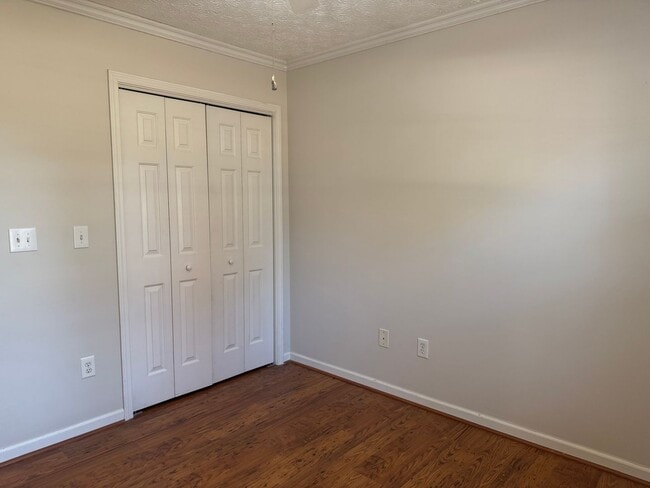 Building Photo - Beautiful home in Tucker Creek