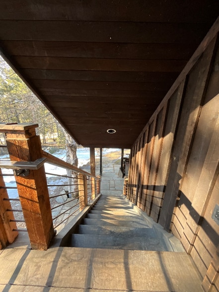 Building Photo - 245 Twin Bridges Rd