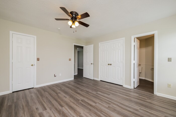 Building Photo - 909 Havenridge Dr