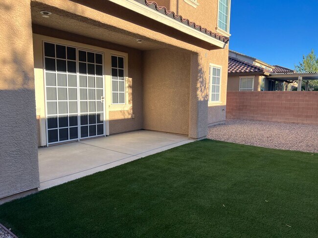 Building Photo - Do not miss this opportunity - Fabulous Location