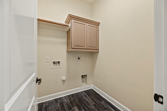 Building Photo - 28706 Hemlock Red Ct