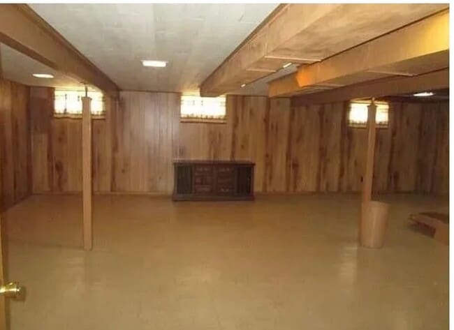 Building Photo - 1203 Ivanhoe Ave