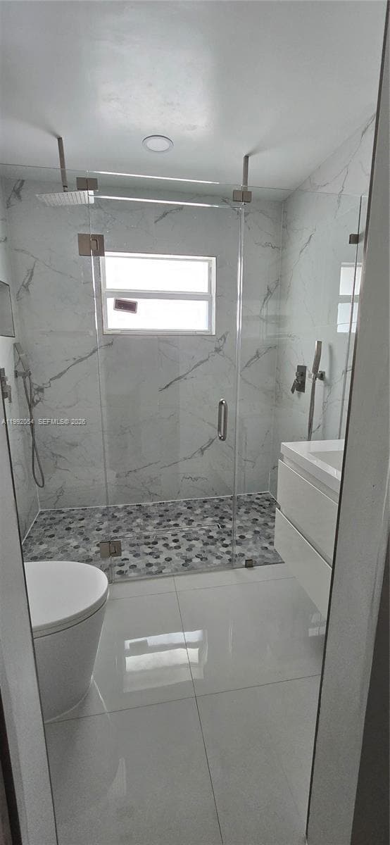 Building Photo - 1284 W 38th Pl