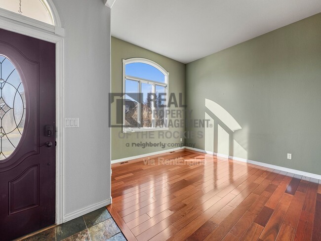 Building Photo - 1185 Trails End Ct