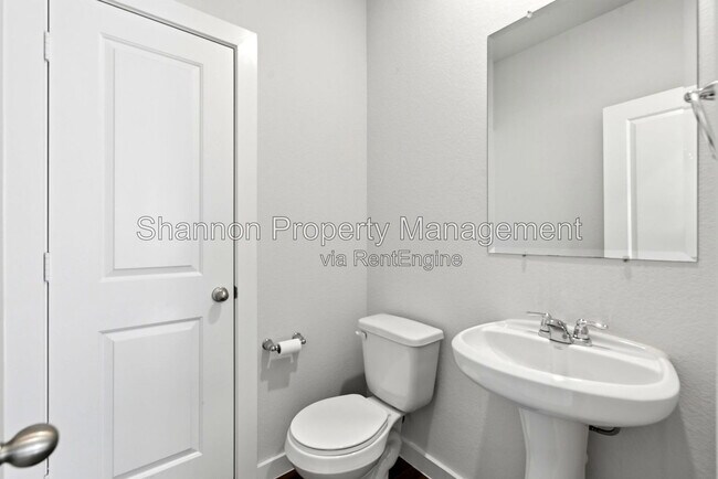 Building Photo - 8017 Whisper Grove Dr