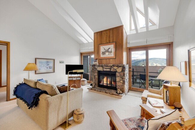 Building Photo - WINTER RENTAL-Buffalo Village-2 Bedroom Plus Loft with Amazing Views