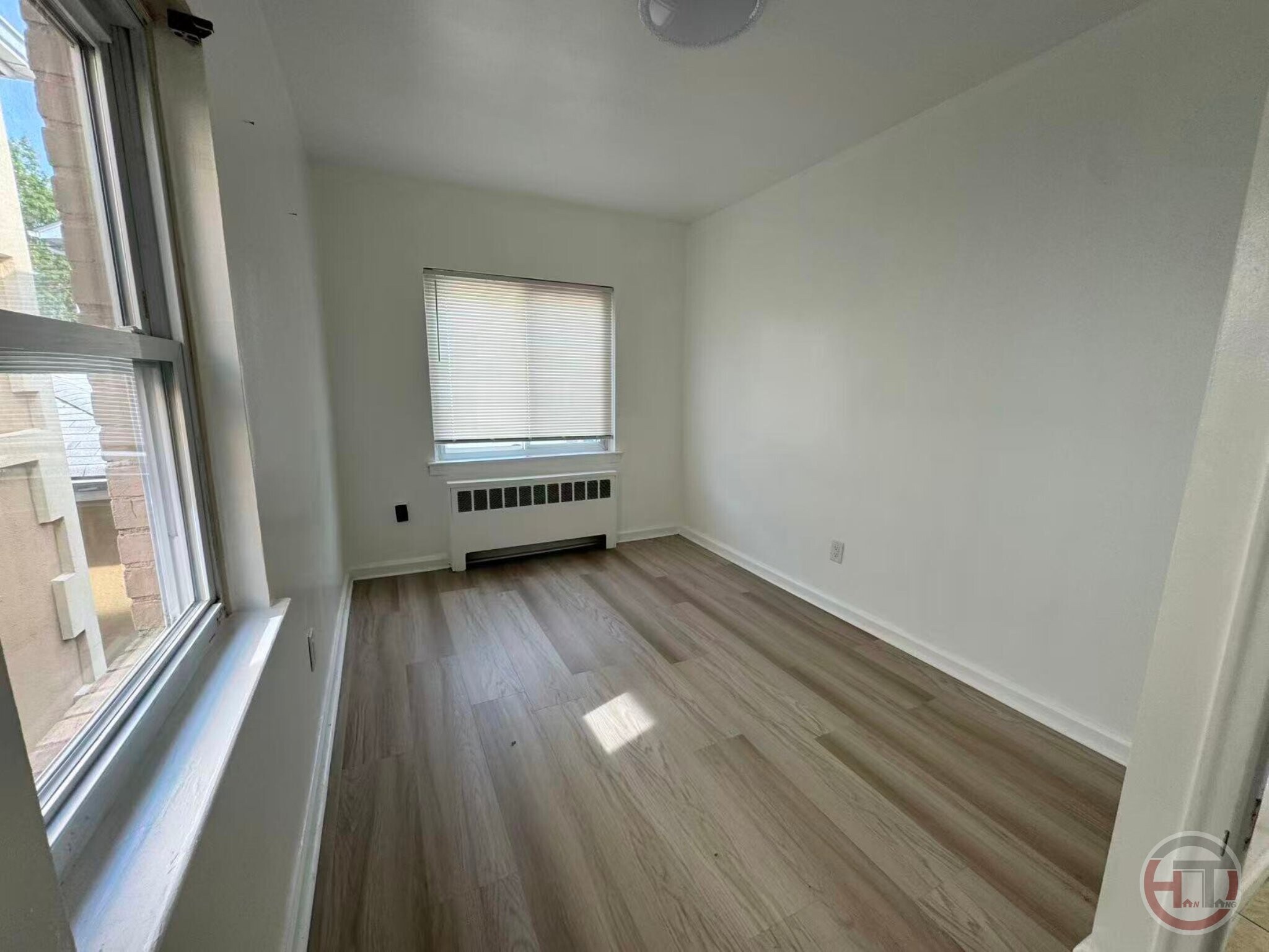 Building Photo - 3220 Lafayette Ave