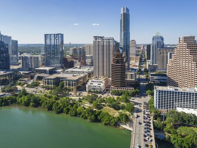 Building Photo - 102 Colorado St