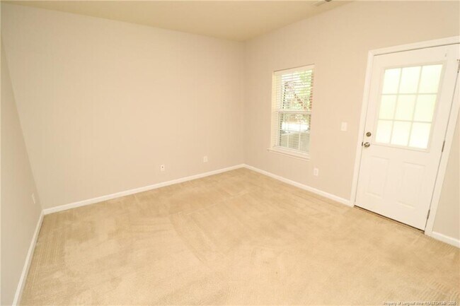 Building Photo - 236 Linden Park Ln