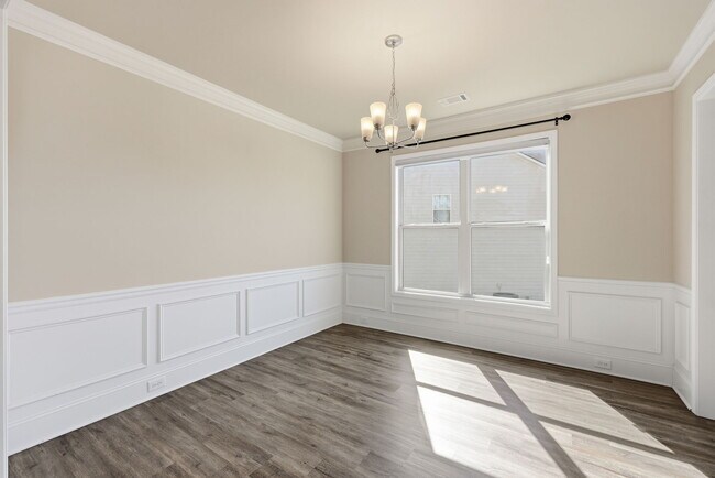 Building Photo - 3247 Hawthorne Path