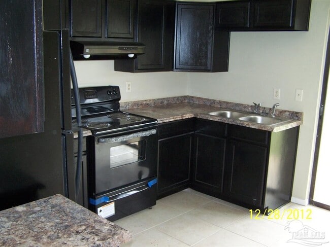 Building Photo - 711 Tumbleweed Trail