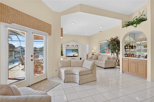 Building Photo - 6687 Huntley Ln S