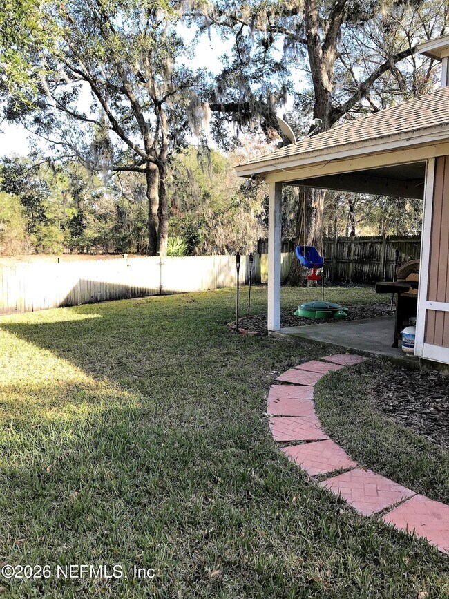 Building Photo - 11163 Caroline Crest Dr