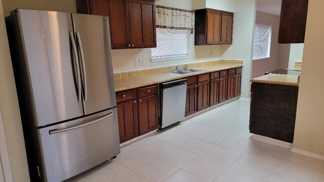 Building Photo - 3319 Boxelder Dr