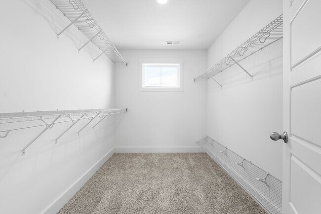 Building Photo - Beautiful 4 Bedroom, 2.5 Bath Home for Rent!