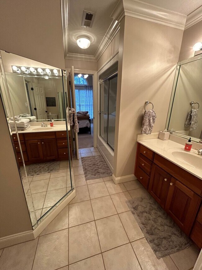 Building Photo - Executive Rental in West Rome $2,595